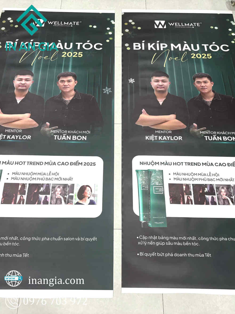 Standee quảng cáo thuốc nhuộm tóc Wellmate bí kíp màu tóc Noel 2025 với hình ảnh mentor và sản phẩm tube xanh