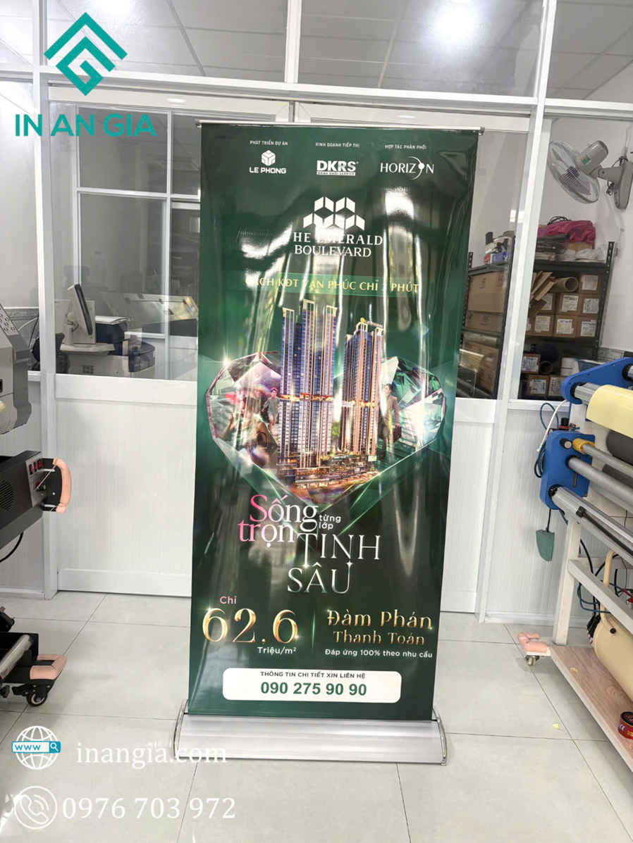 Standee quảng cáo dự án căn hộ The Emerald Boulevard đặt trong xưởng in ấn In An Gia