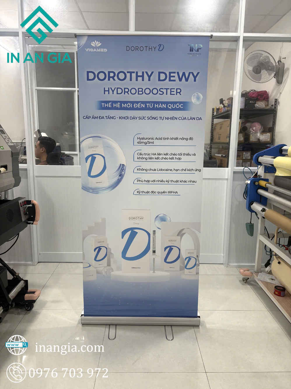 Standee Cuốn Nhôm Inox 80x180cm-80x200cm