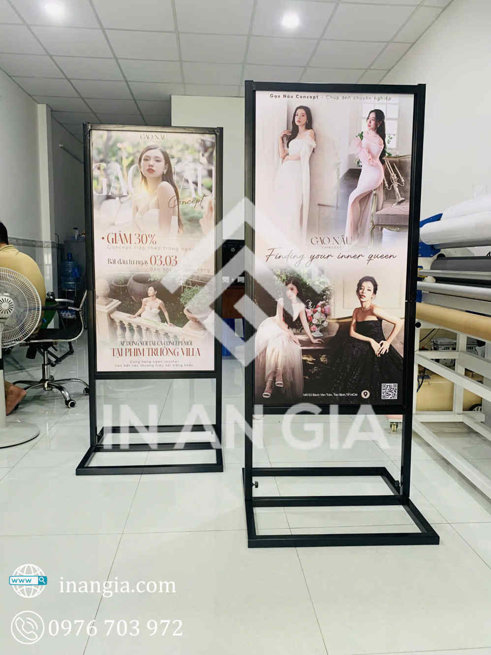 Standee khung sắt 60x160 chống gió tại xưởng in An Gia TPHCM