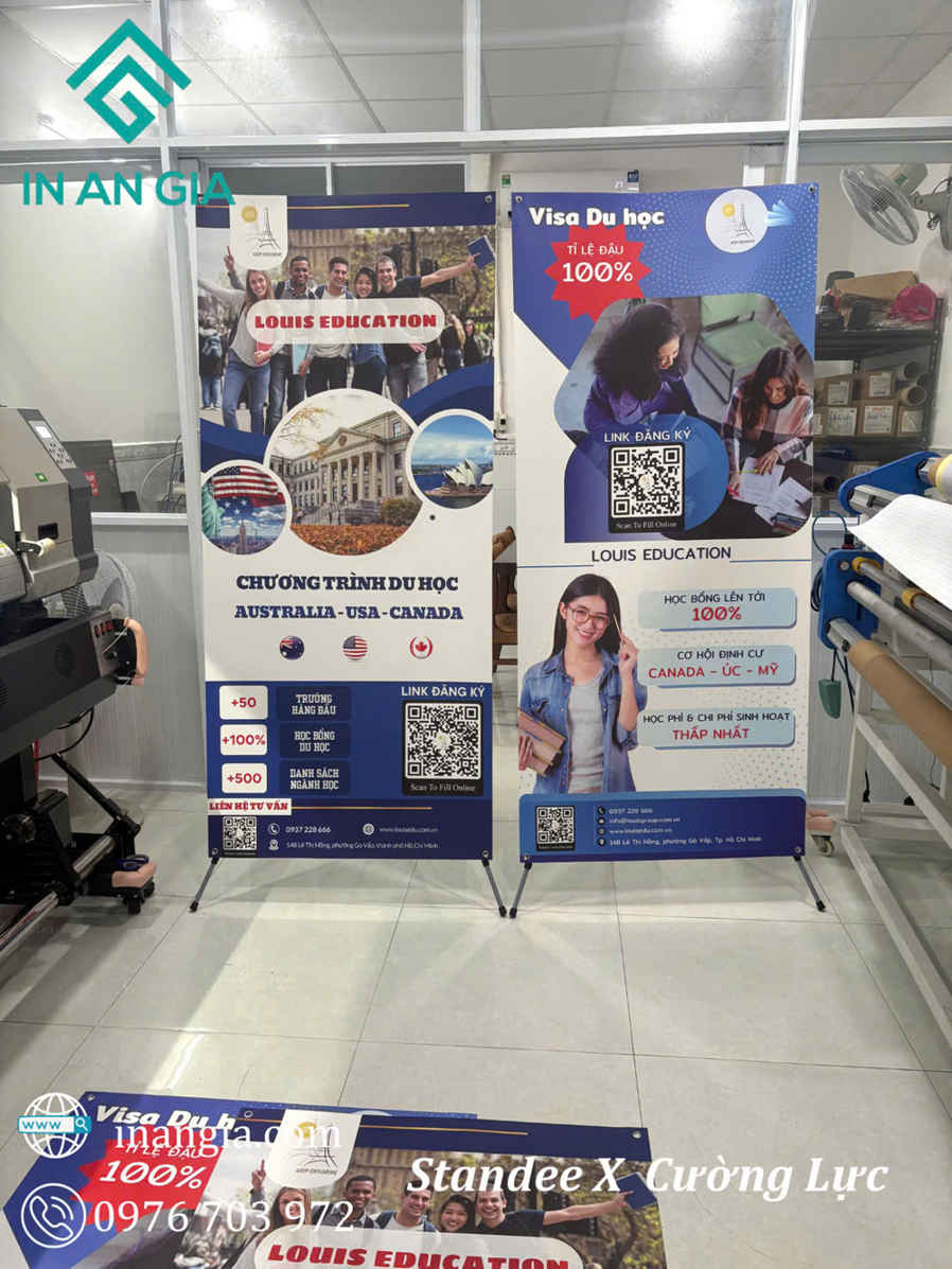 Standee quảng cáo dịch vụ du học Louis Education in tại xưởng in ấn IN AN GIA
