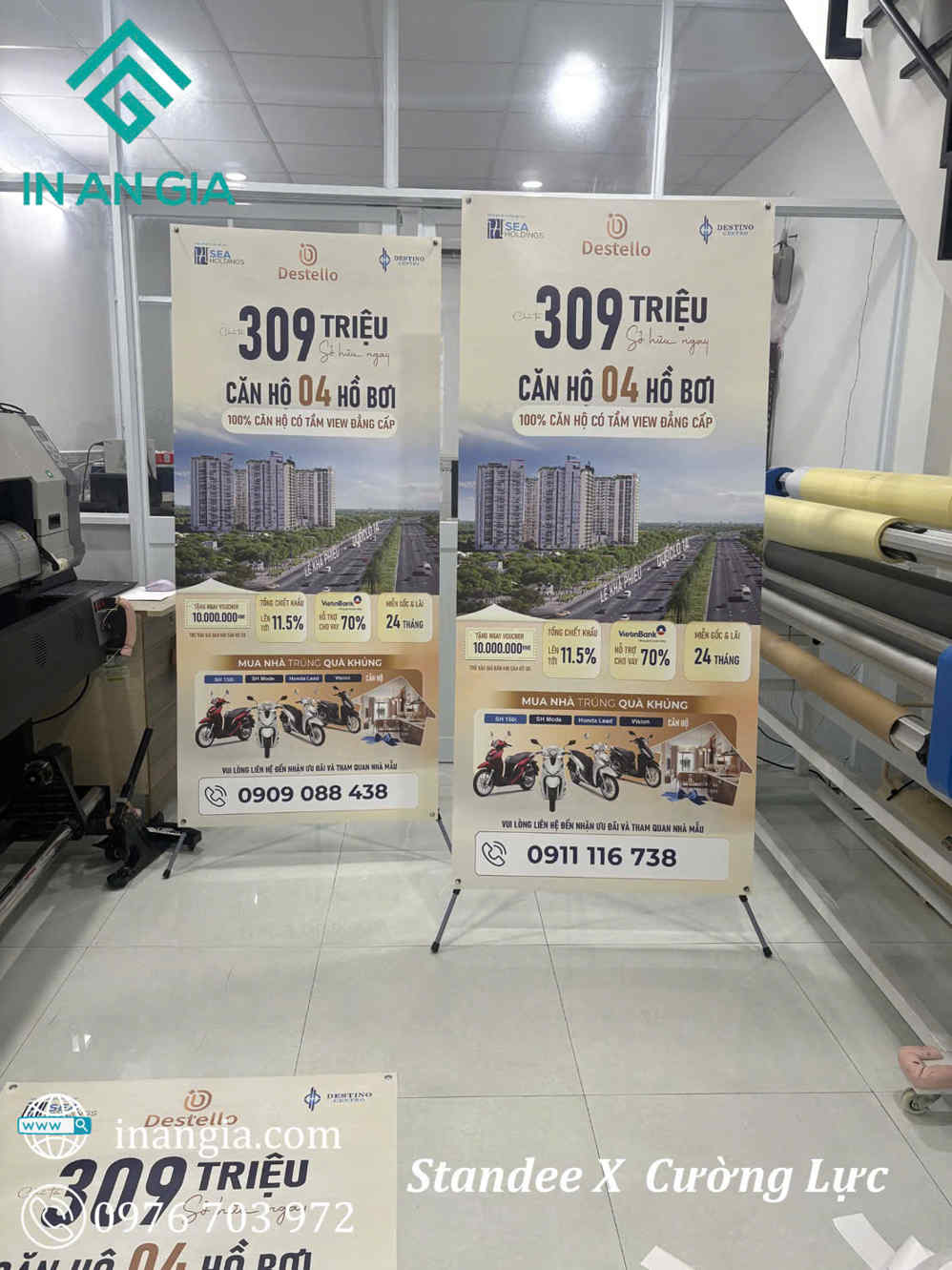Standee X Cường Lực 80x180cm