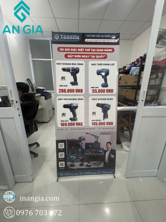 Standee X Hàn Quốc Đen 80x180cm