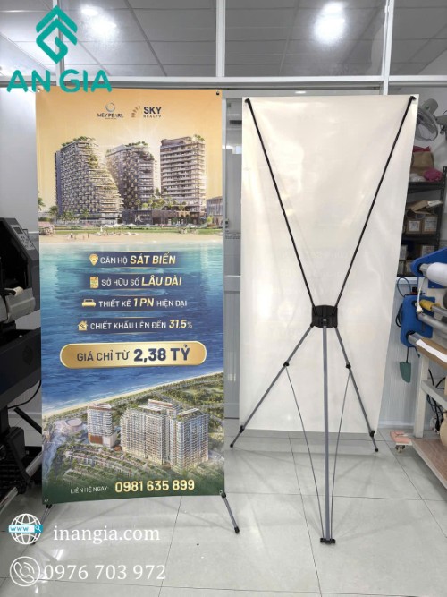 Standee quảng cáo căn hộ sát biển Meyresort Bãi Lữ giá từ 2,38 tỷ đặt trong phòng in ấn